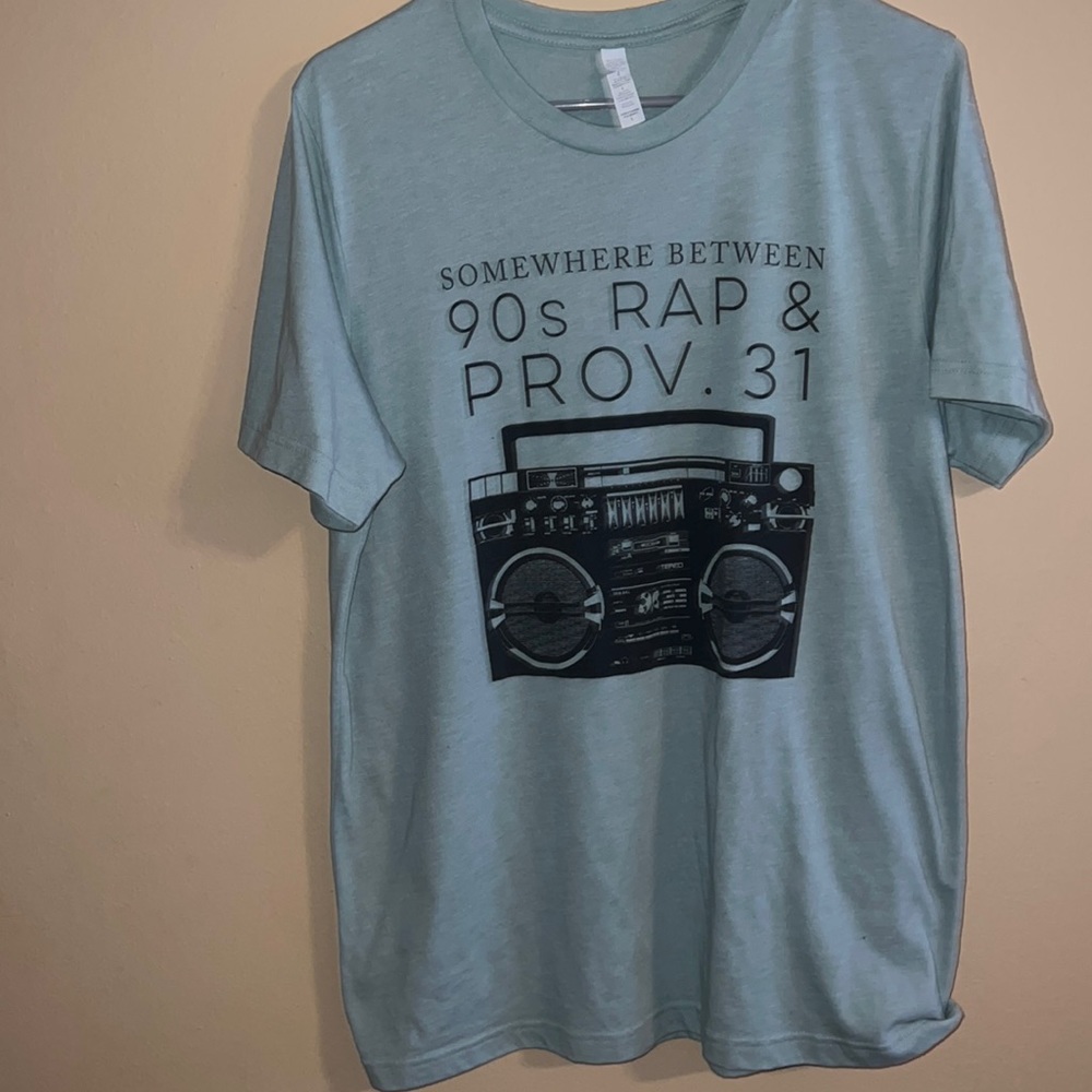 Graphic tee